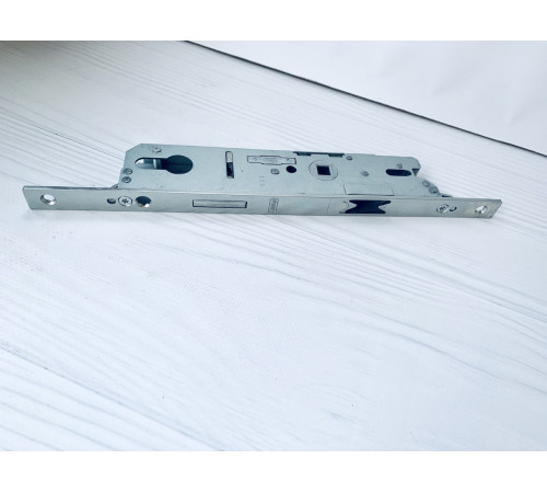 Дверной замок короткий Fuhr 803 25/92 (без защелки) для пластиковых дверей.