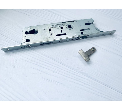 Замок на двері короткий Fuhr 803 45/92 із засувкою для ПВХ дверей