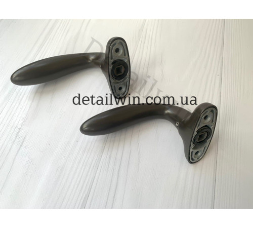 Ручка нажимная Stublina для алюминиевых дверей Ral 8019 коричневая 1032